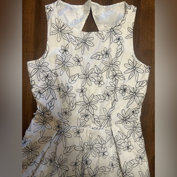 Danny & Nicole Black and White Fit and Flare Midi Dress - Picture 8 of 11